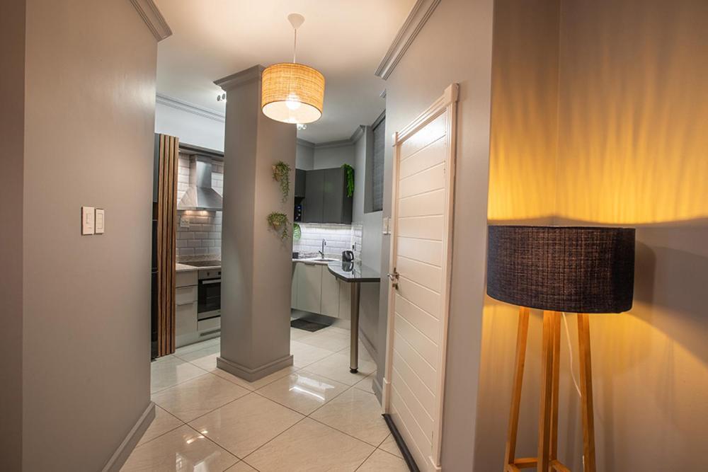 2 Sleeper Stylish Sanctuary Apartment เดอร์บัน ภายนอก รูปภาพ
